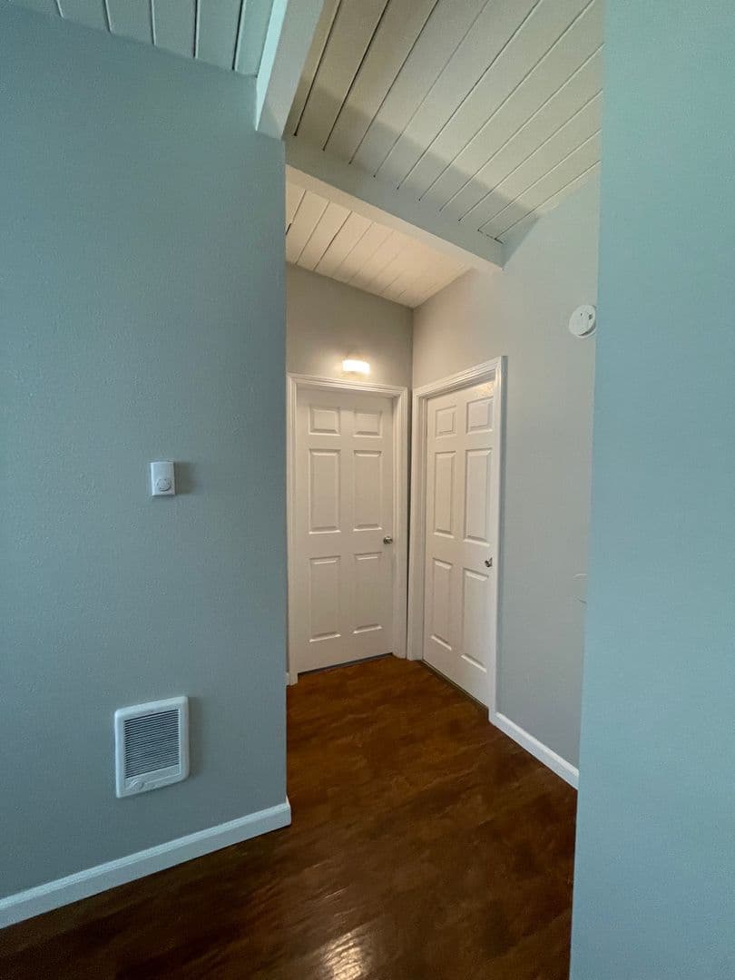 Albany Apartment: 825 SE Waverly  Drive