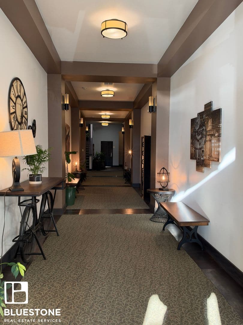 Salem Apartment: 241, 255, 249 Liberty ST NE
