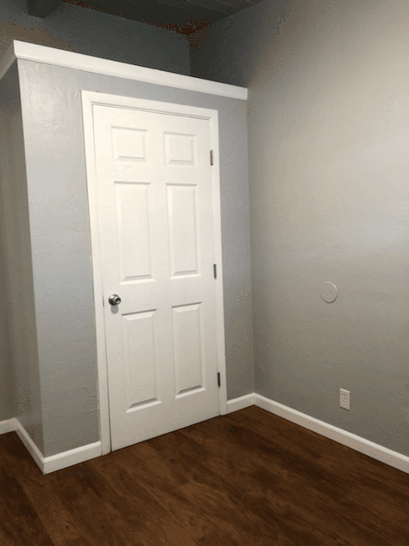 Albany Apartment: 825 SE Waverly  Drive