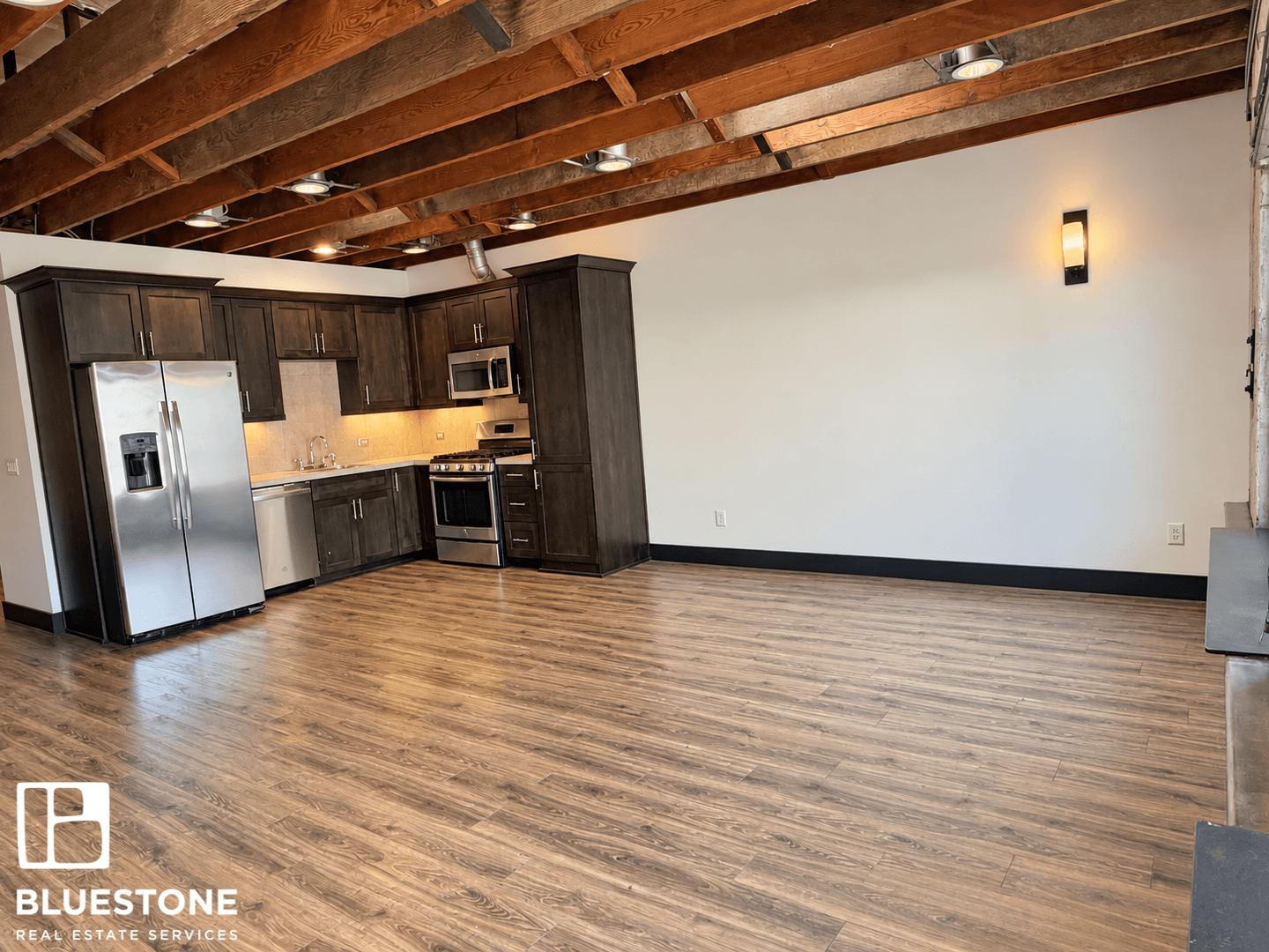 Salem Apartment: 241, 255, 249 Liberty ST NE