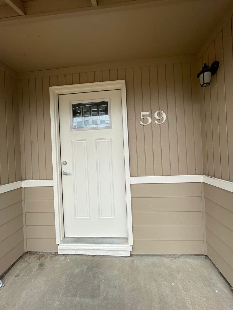 Albany Apartment: 5001 Pacific Blvd SW, Office