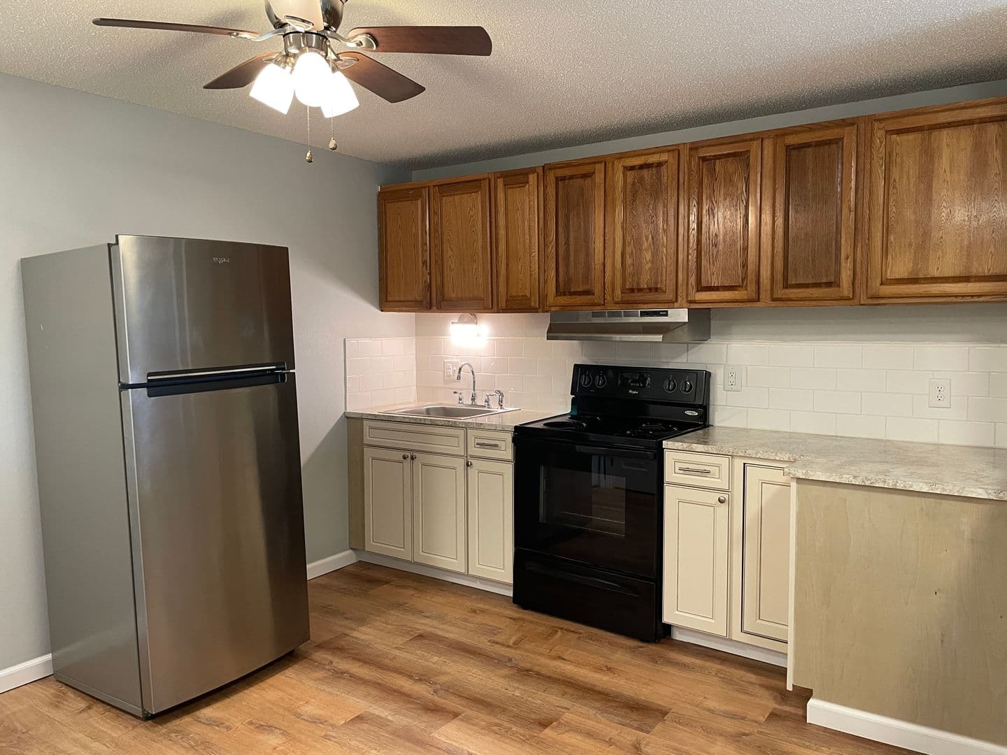 Salem Apartment: 1102-1180 Pine St NE