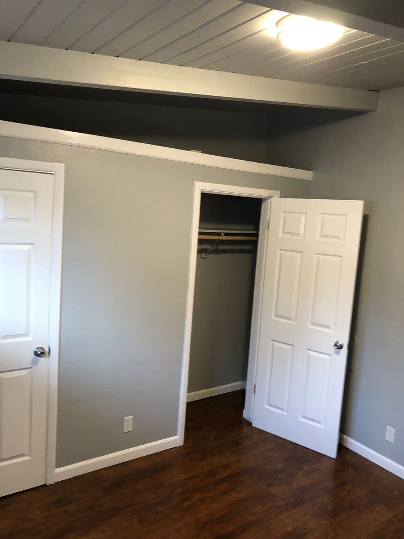Albany Apartment: 825 SE Waverly  Drive
