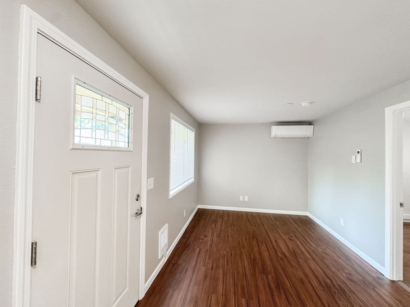 Salem Apartment: 2436-2474 Lee ST SE