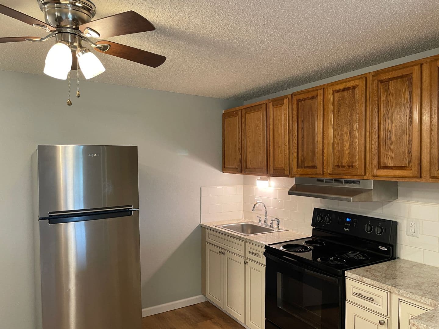 Salem Apartment: 1102-1180 Pine St NE