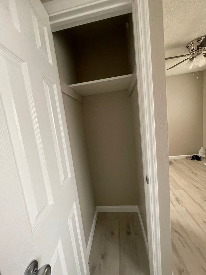 Albany Apartment: 1830 SE Thurston St