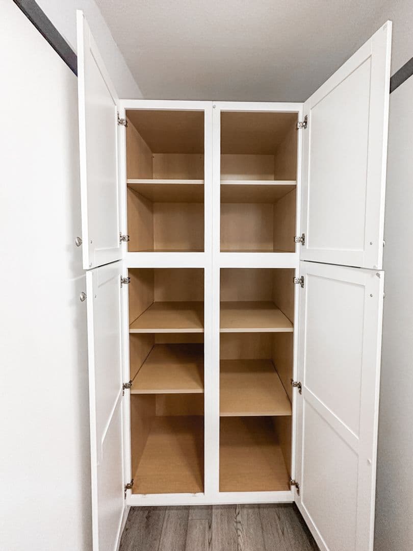 Salem Apartment: 1102-1180 Pine St NE