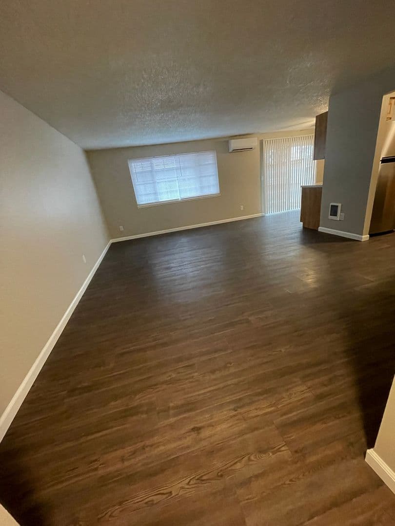 Albany Apartment: 5001 Pacific Blvd SW, Office