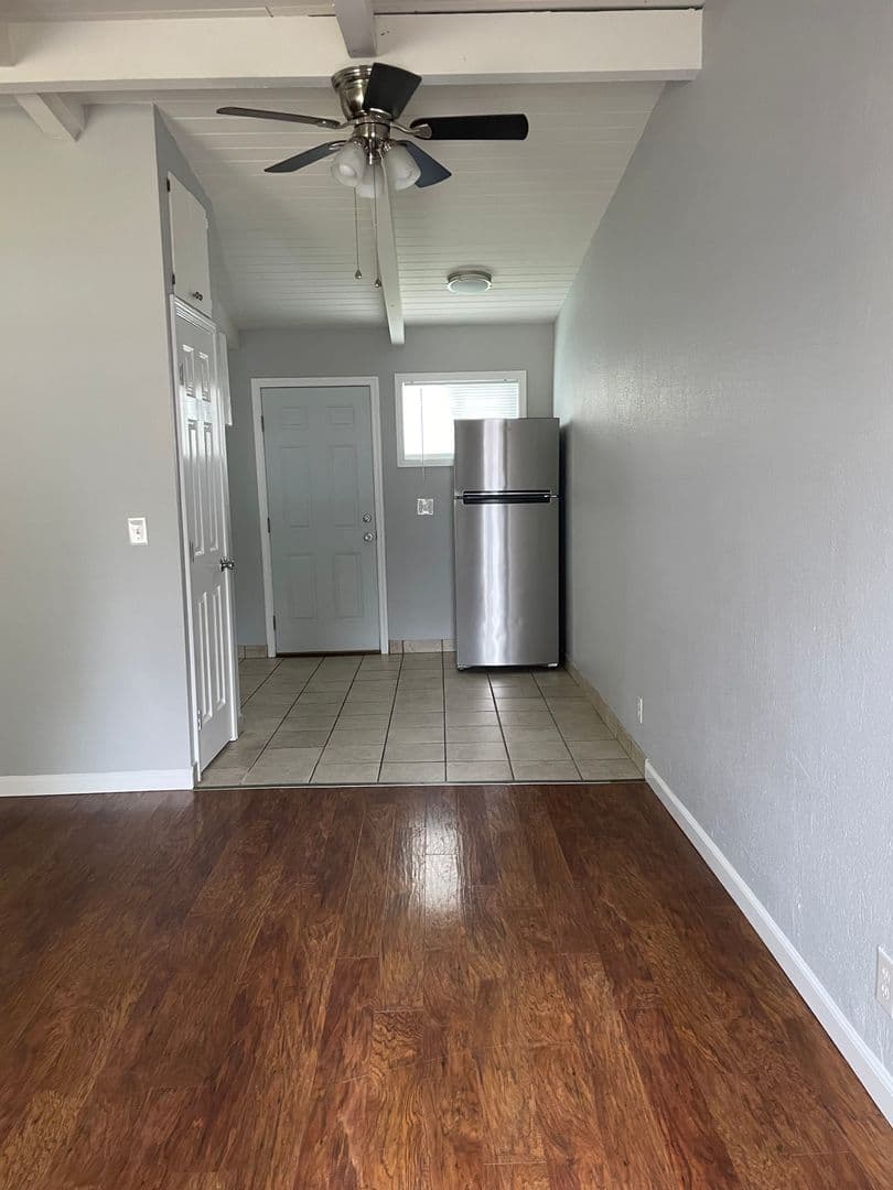 Albany Apartment: 825 SE Waverly  Drive