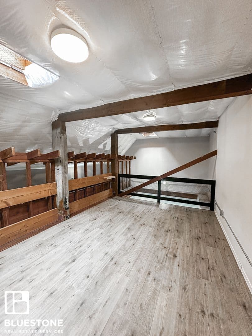 Salem Apartment: 241, 255, 249 Liberty ST NE