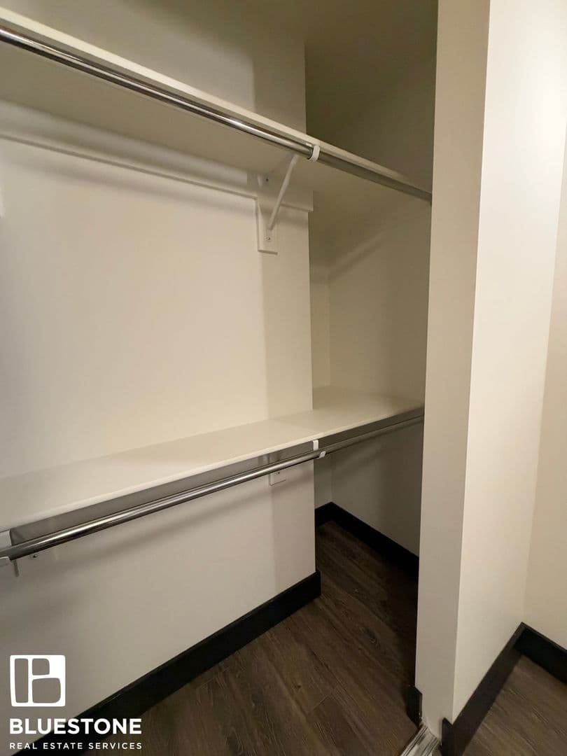 Salem Apartment: 241, 255, 249 Liberty ST NE