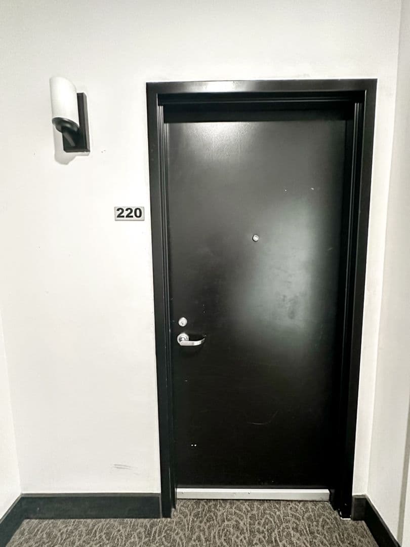 Salem Apartment: 241, 255, 249 Liberty ST NE