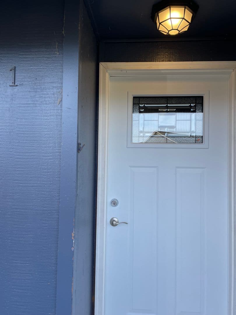 Eugene Apartment: 3659 West 18Th Ave, #6, Office