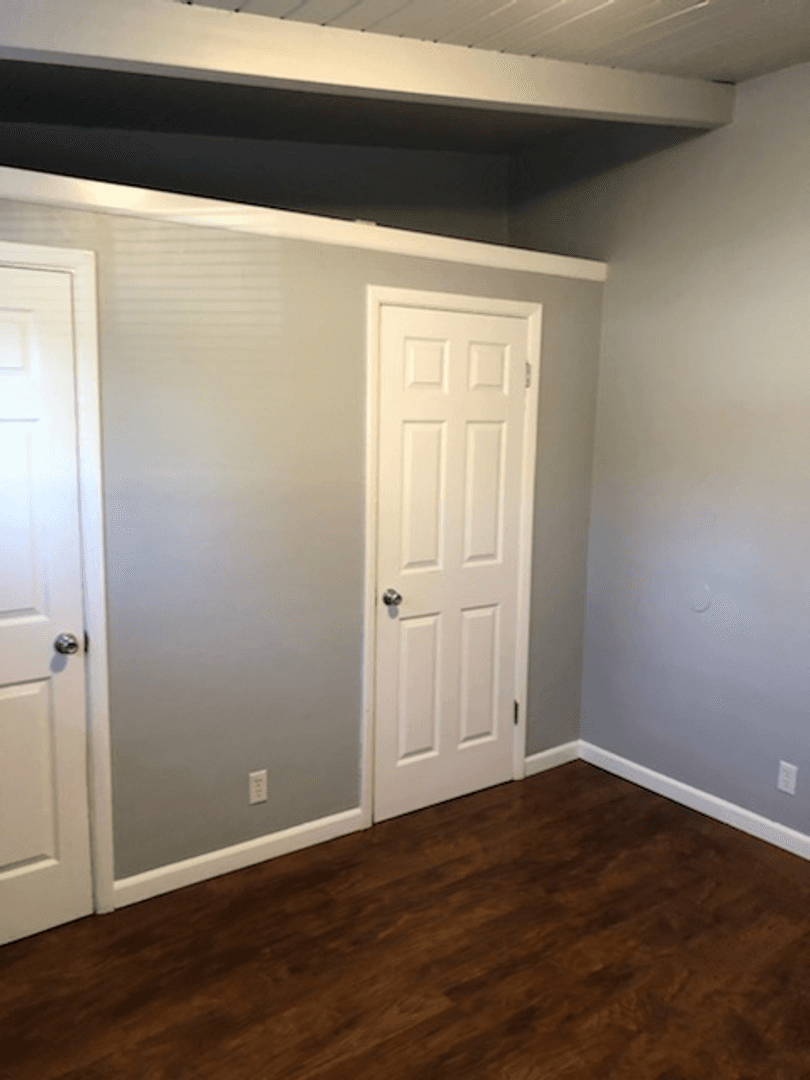Albany Apartment: 825 SE Waverly  Drive