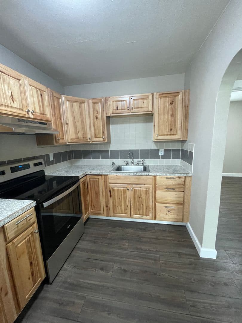 Salem Apartment: PO Box 5517