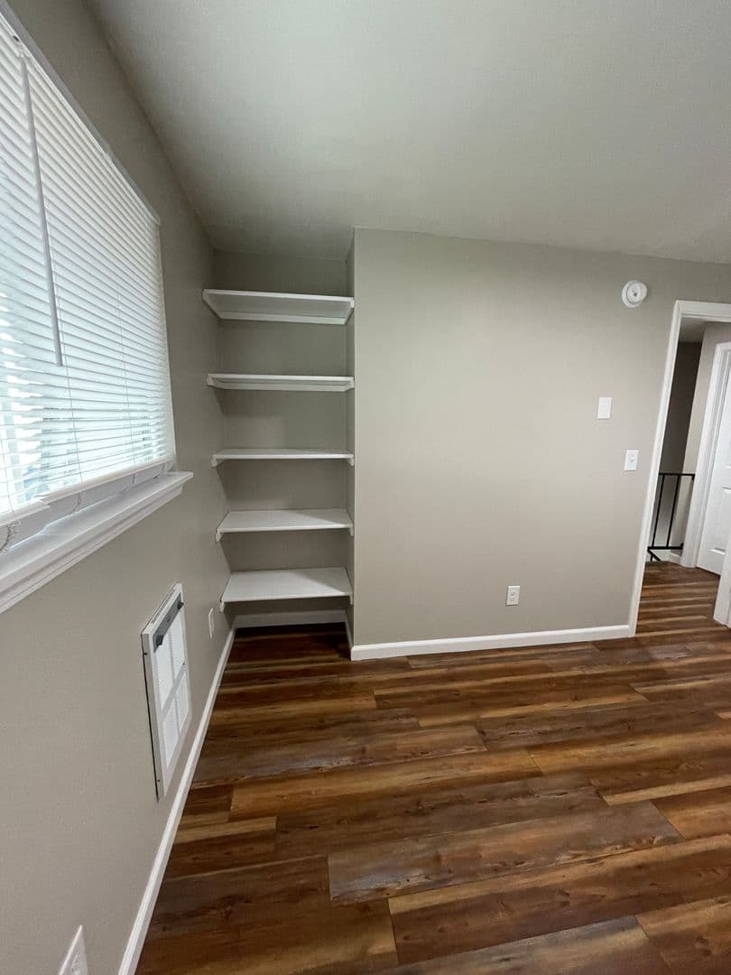 Salem Apartment: 4142-4166 State Street