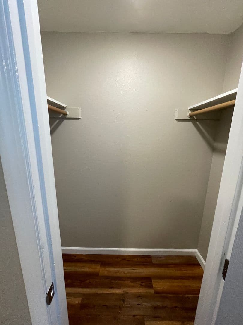 Salem Apartment: 4142-4166 State Street