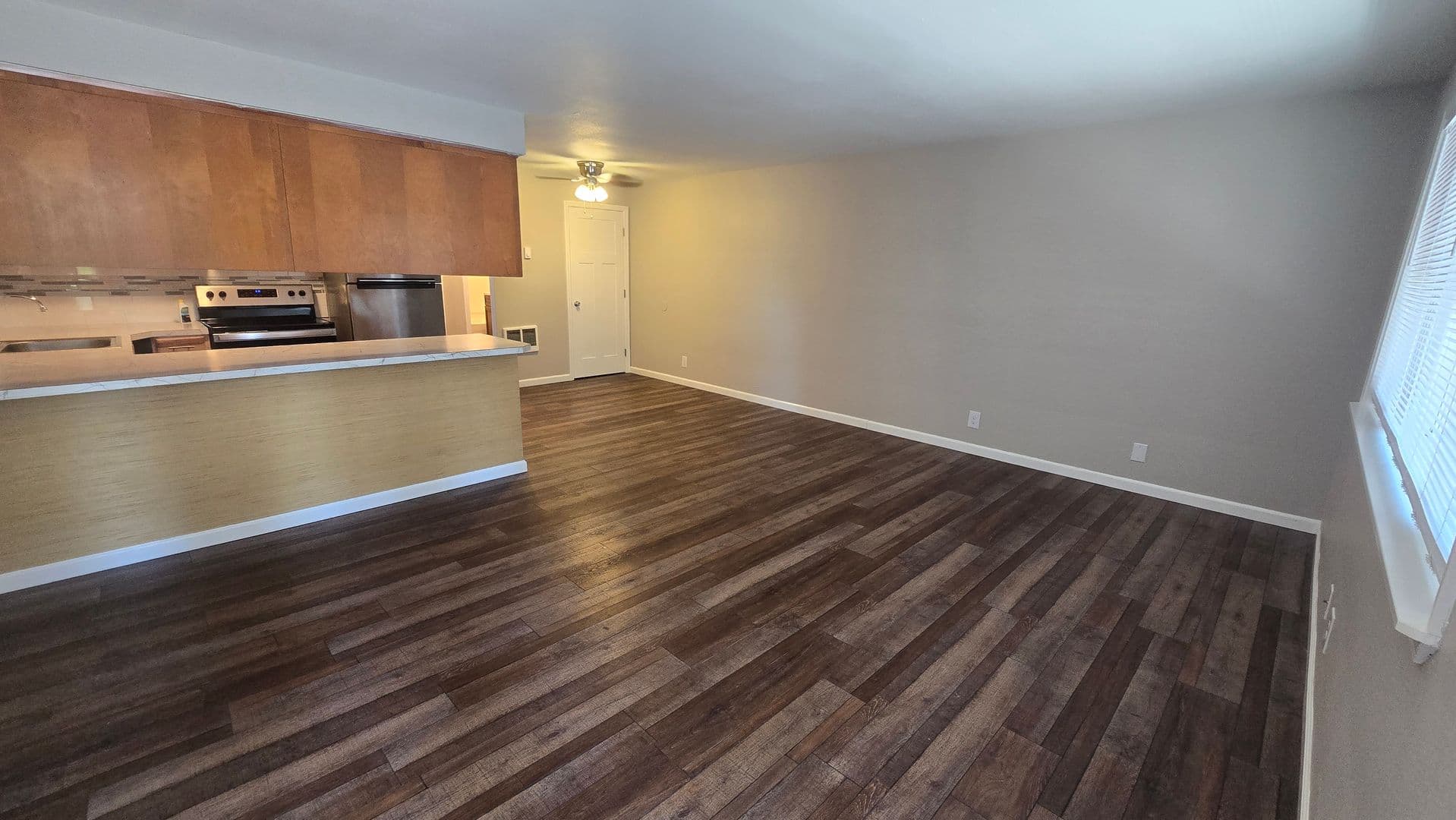 Salem Apartment: 817-899 25th ST SE