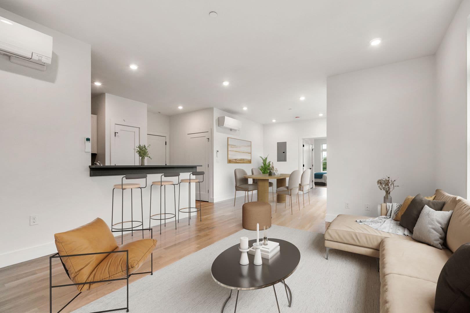 Wakefield Apartment: 581 Salem st