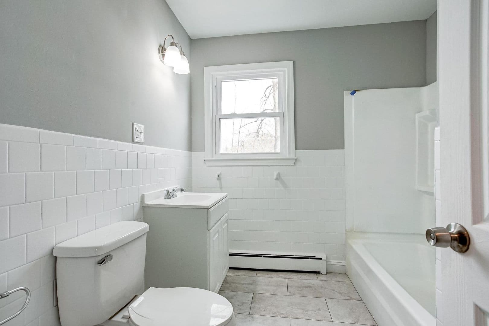 Tewksbury Apartment: 20 East St