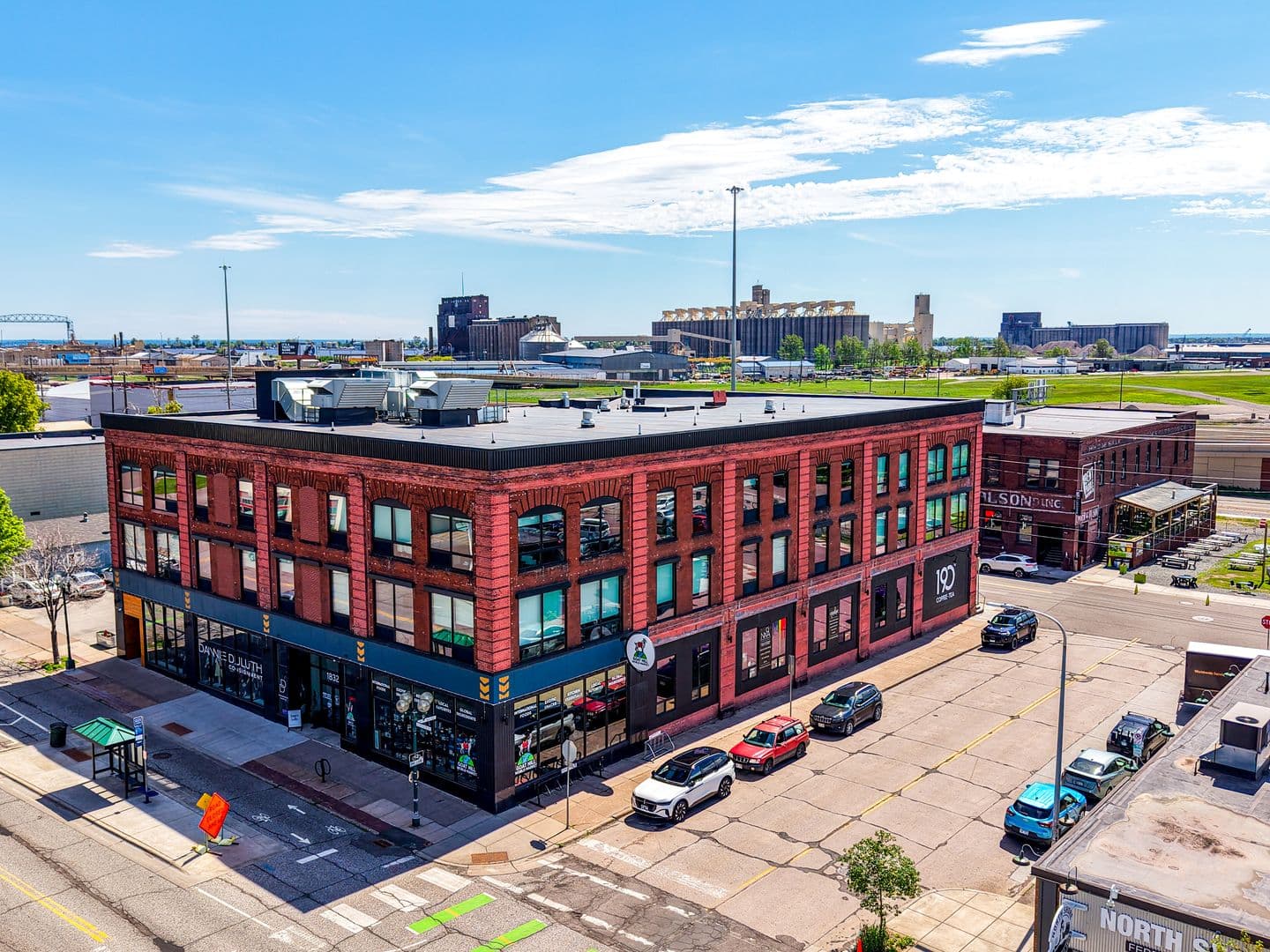 Duluth Apartment: 1831 W Michigan St