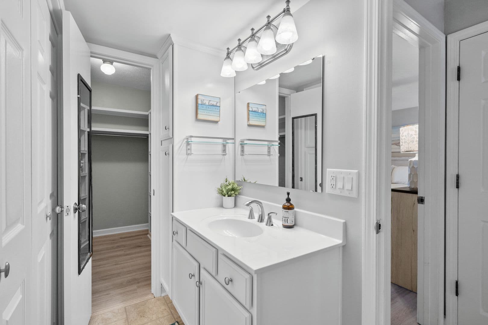 North Myrtle Beach House: 507C 2nd Ave N