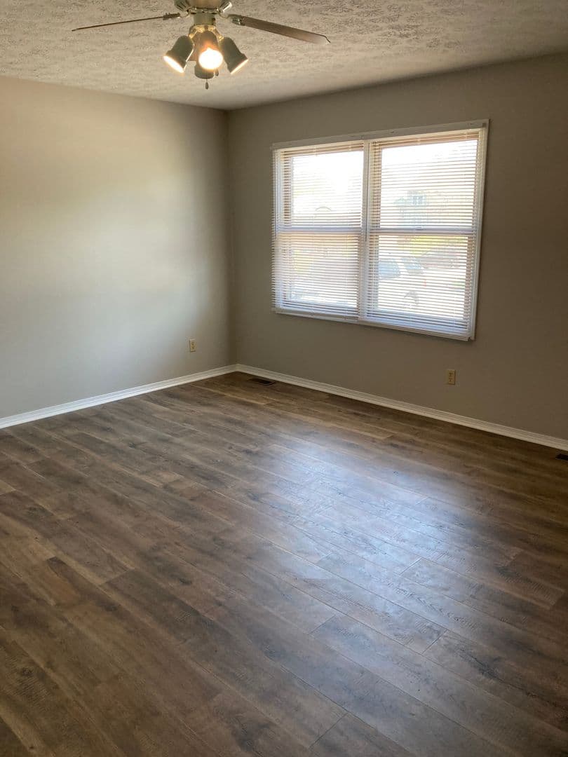 Bloomington Apartment: 1385 West Allen Street - A3