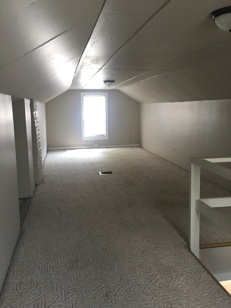 Bloomington House: 317 East 15th Street
