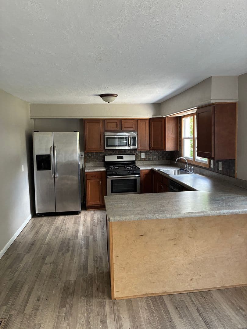 Bloomington House: 1003 North Woodburn Avenue