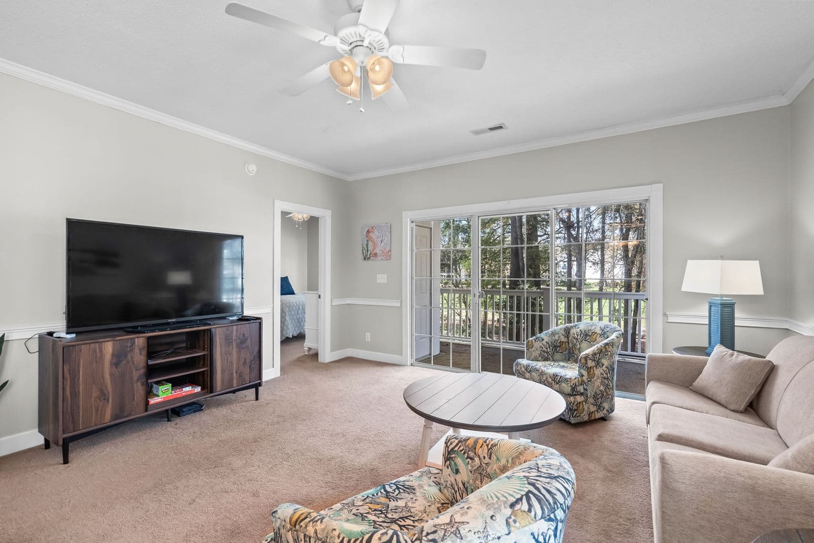 Myrtle Beach Condo: 686 Riverwalk Drive