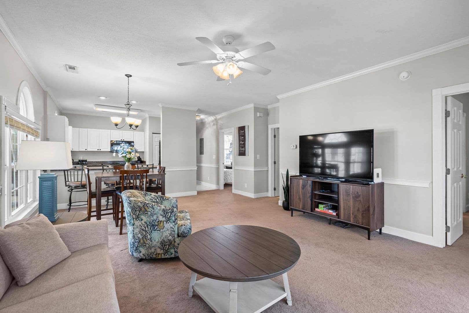 Myrtle Beach Condo: 686 Riverwalk Drive