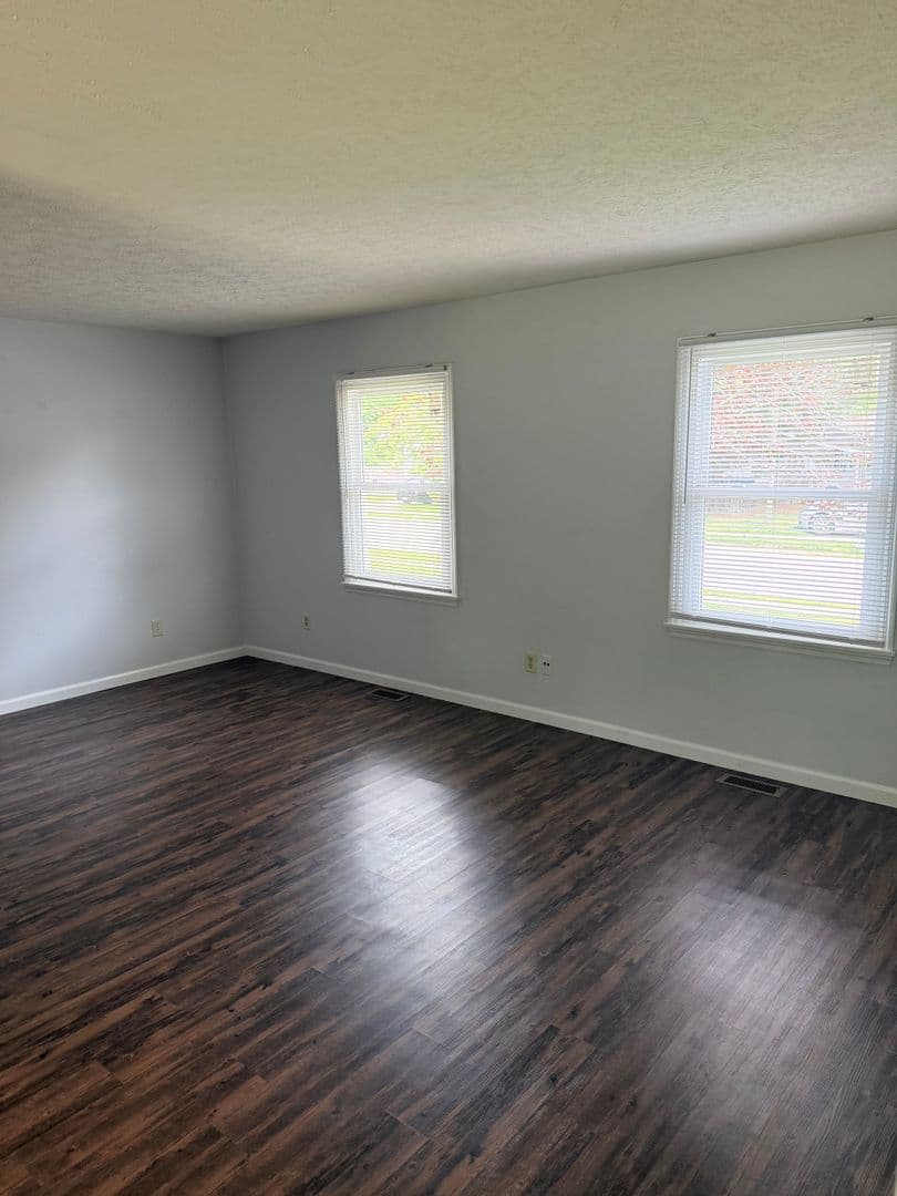 Bloomington House: 3505 West Festive Drive