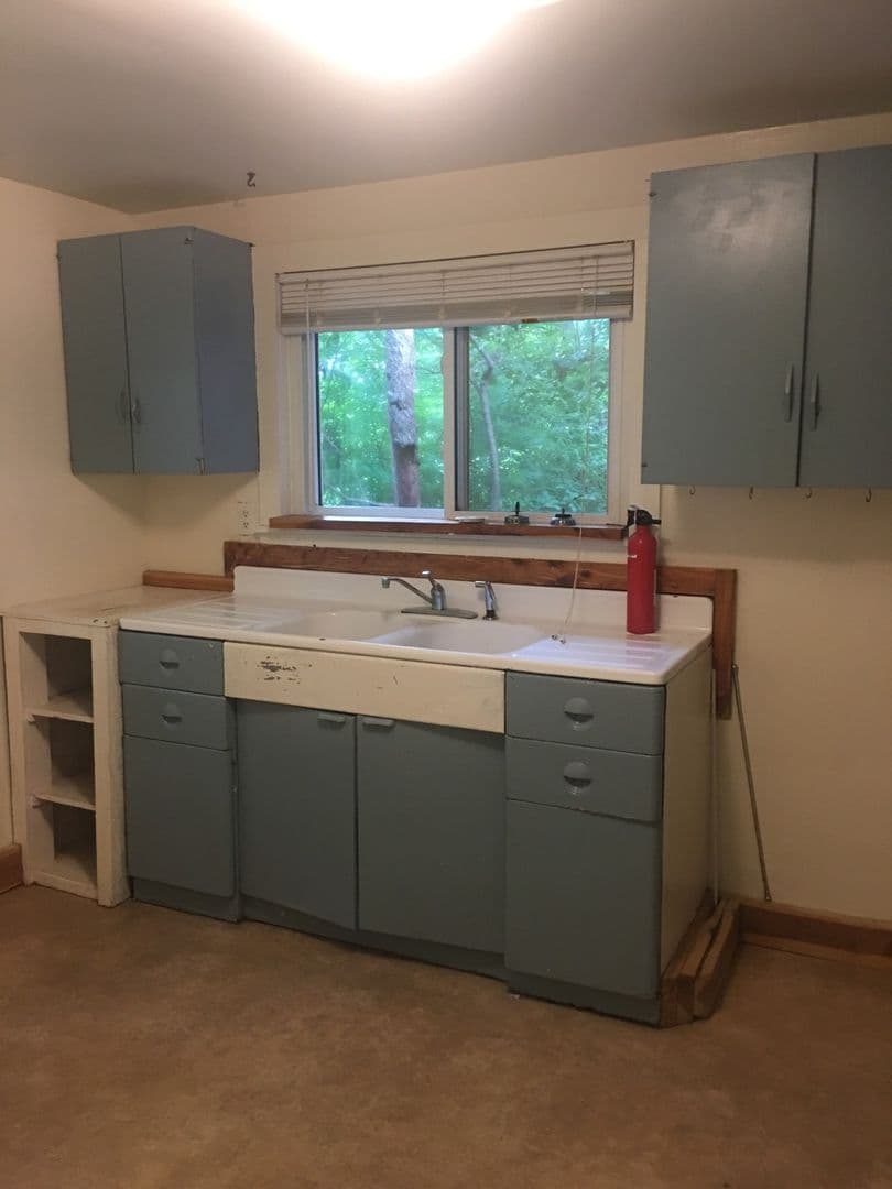 Bloomington House: 1306 West 6th Street