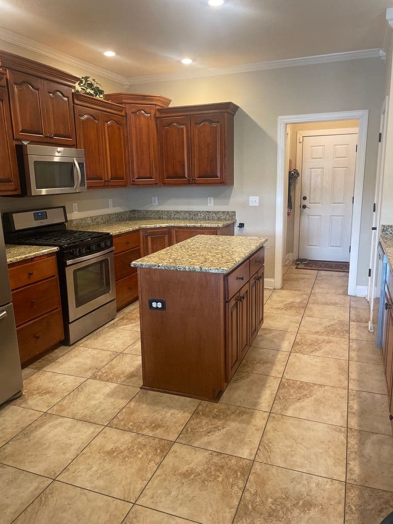 Myrtle Beach House: 670 Uniola Drive