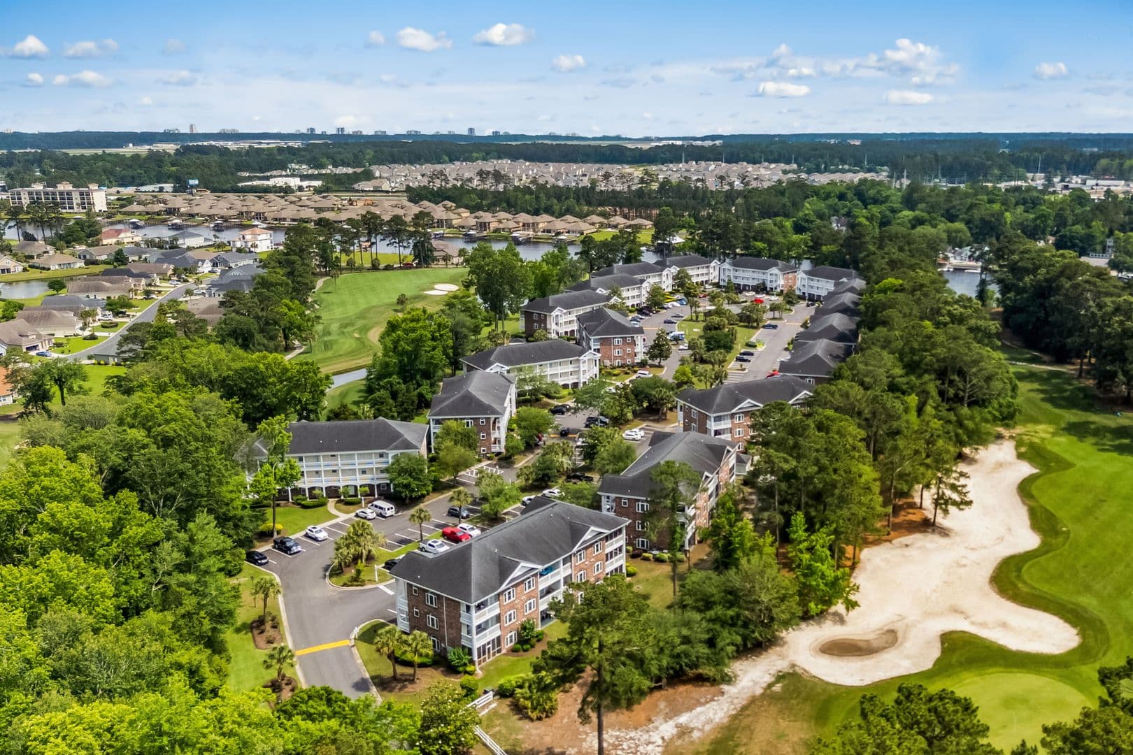 Myrtle Beach Condo: 686 Riverwalk Drive