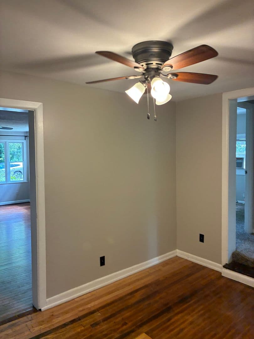 Bloomington House: 1003 North Woodburn Avenue
