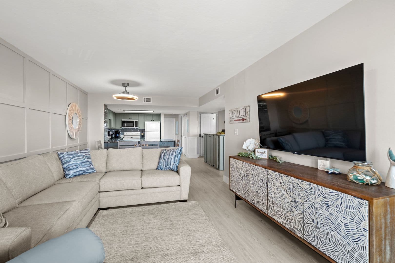 Myrtle Beach Condo: 311 69th Ave