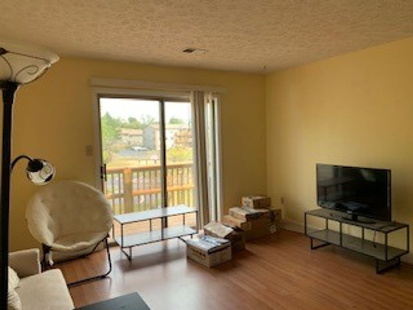 Bloomington House: 3200 East John Hinkle Place, Apartment I