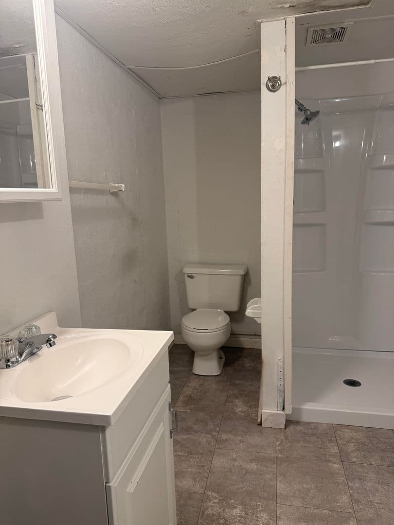 Bloomington Townhome: 583 E Graham Place