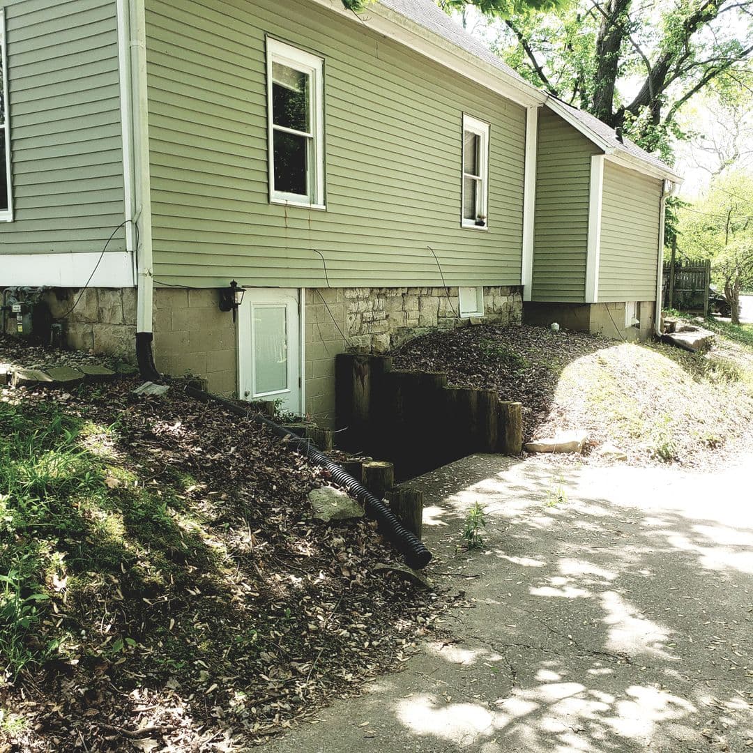 Bloomington House: 1003 North Woodburn Avenue
