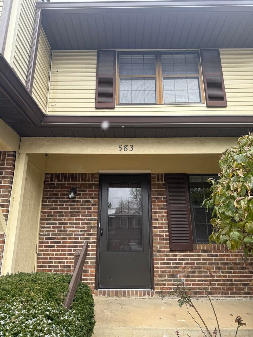 Bloomington Townhome: 583 E Graham Place
