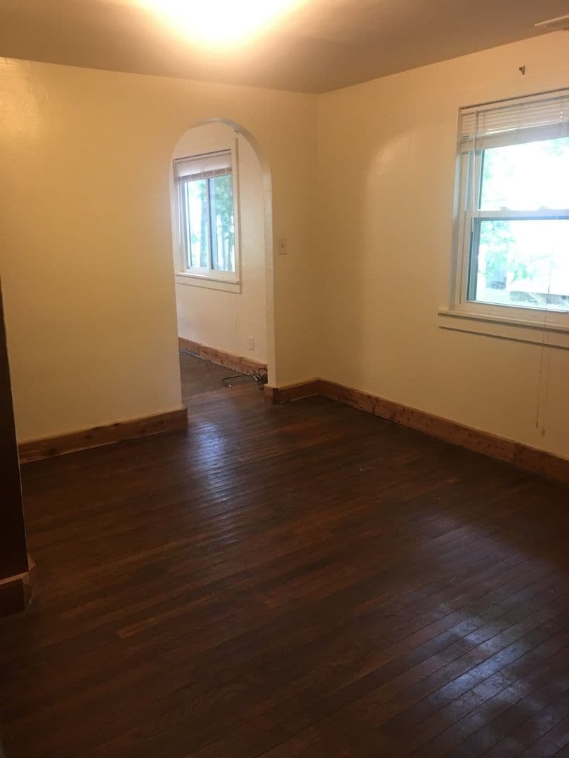Bloomington House: 1306 West 6th Street