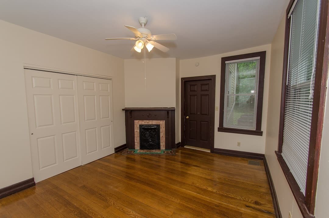 Bloomington House: 517 South Lincoln Street