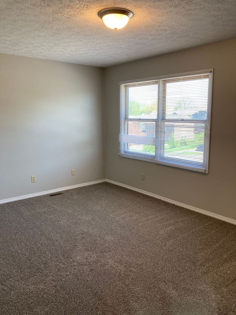 Bloomington Apartment: 1385 West Allen Street - A3