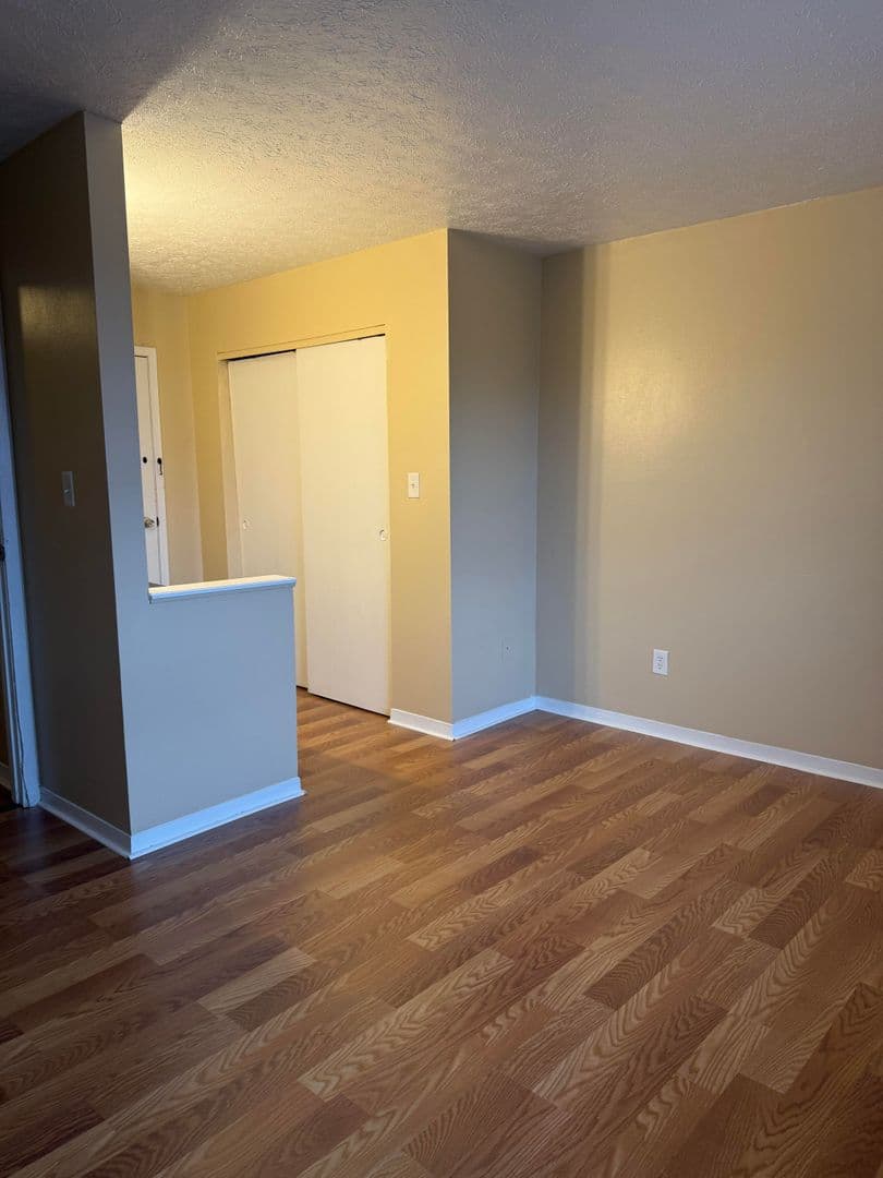 Bloomington Townhome: 583 E Graham Place