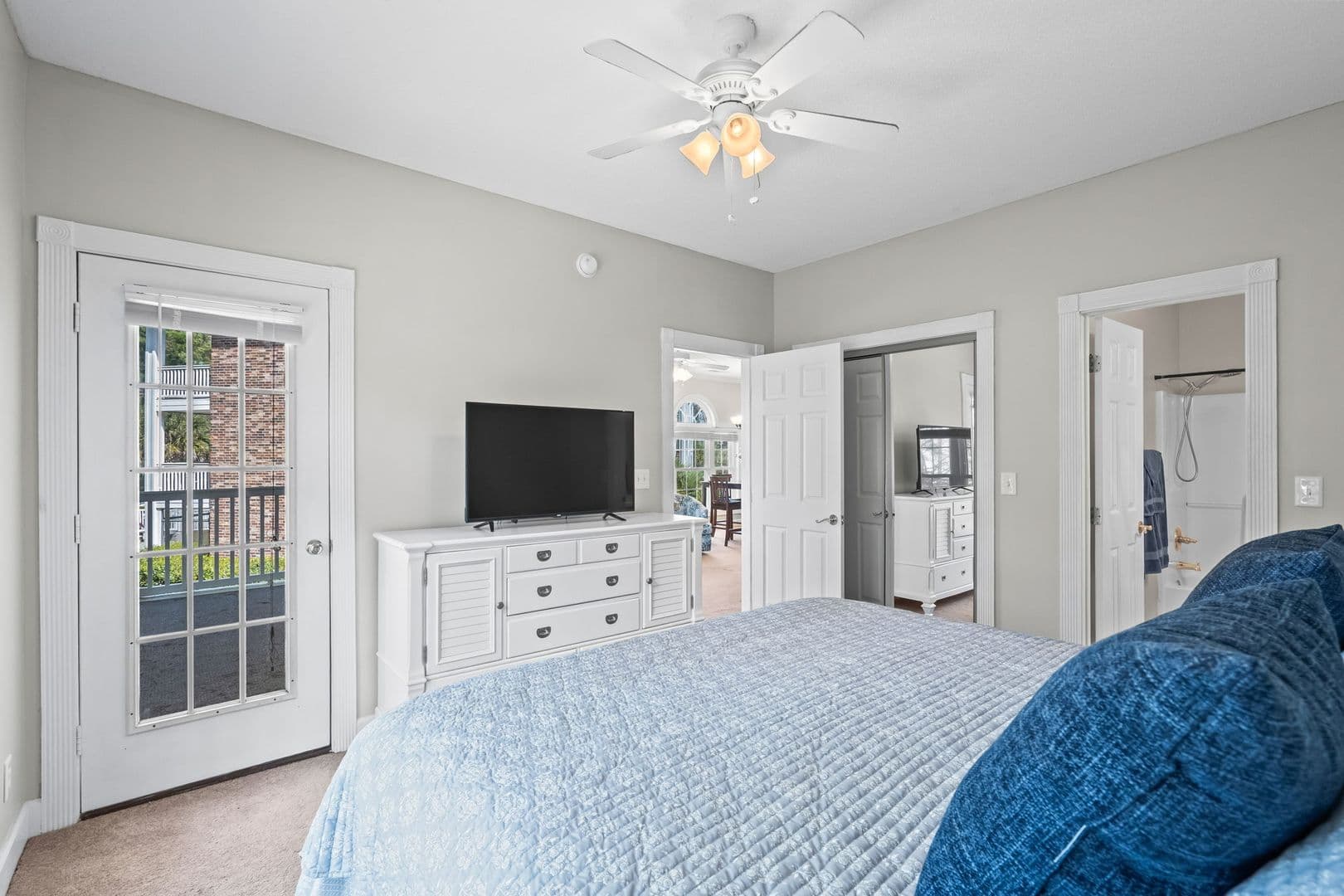 Myrtle Beach Condo: 686 Riverwalk Drive