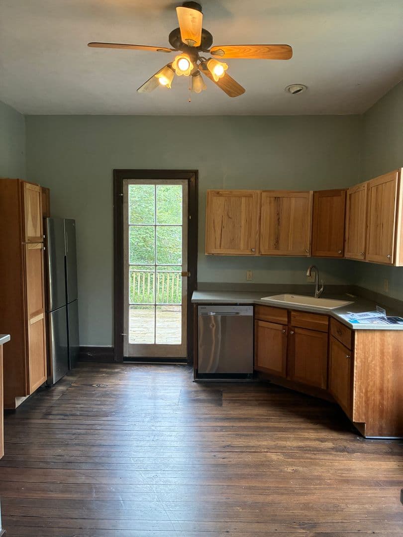 Bloomington House: 719 West 11th Street