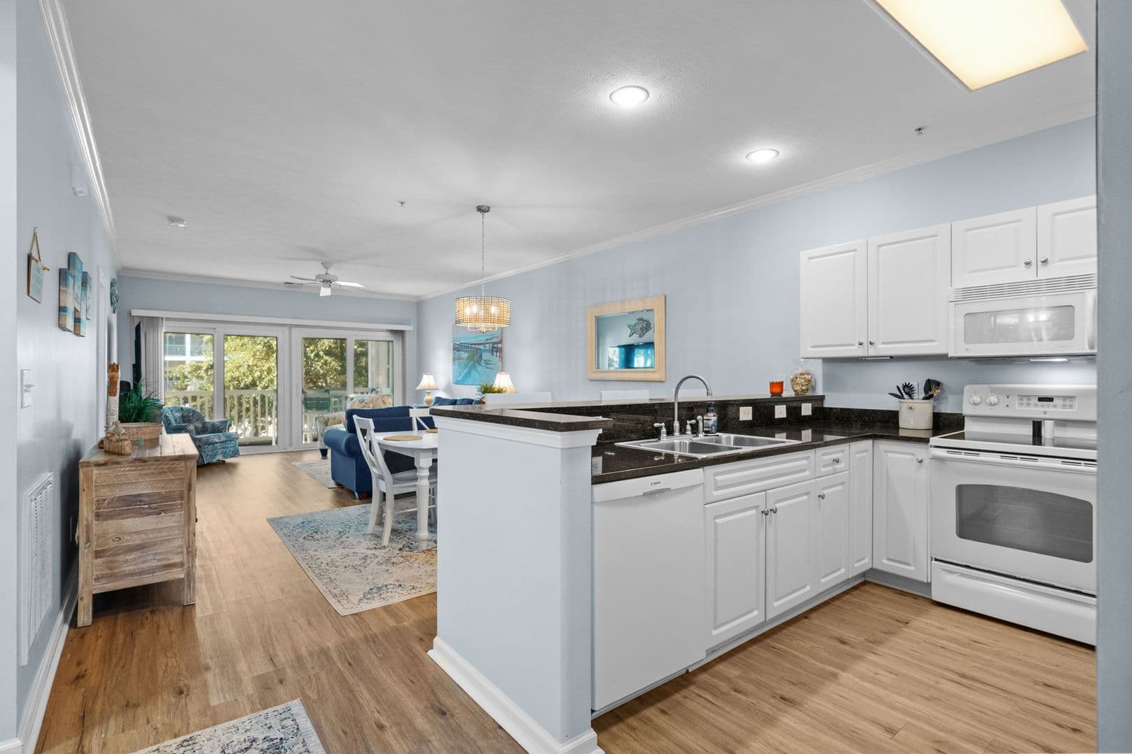 North Myrtle Beach Condo: 601 Hillside Ave North