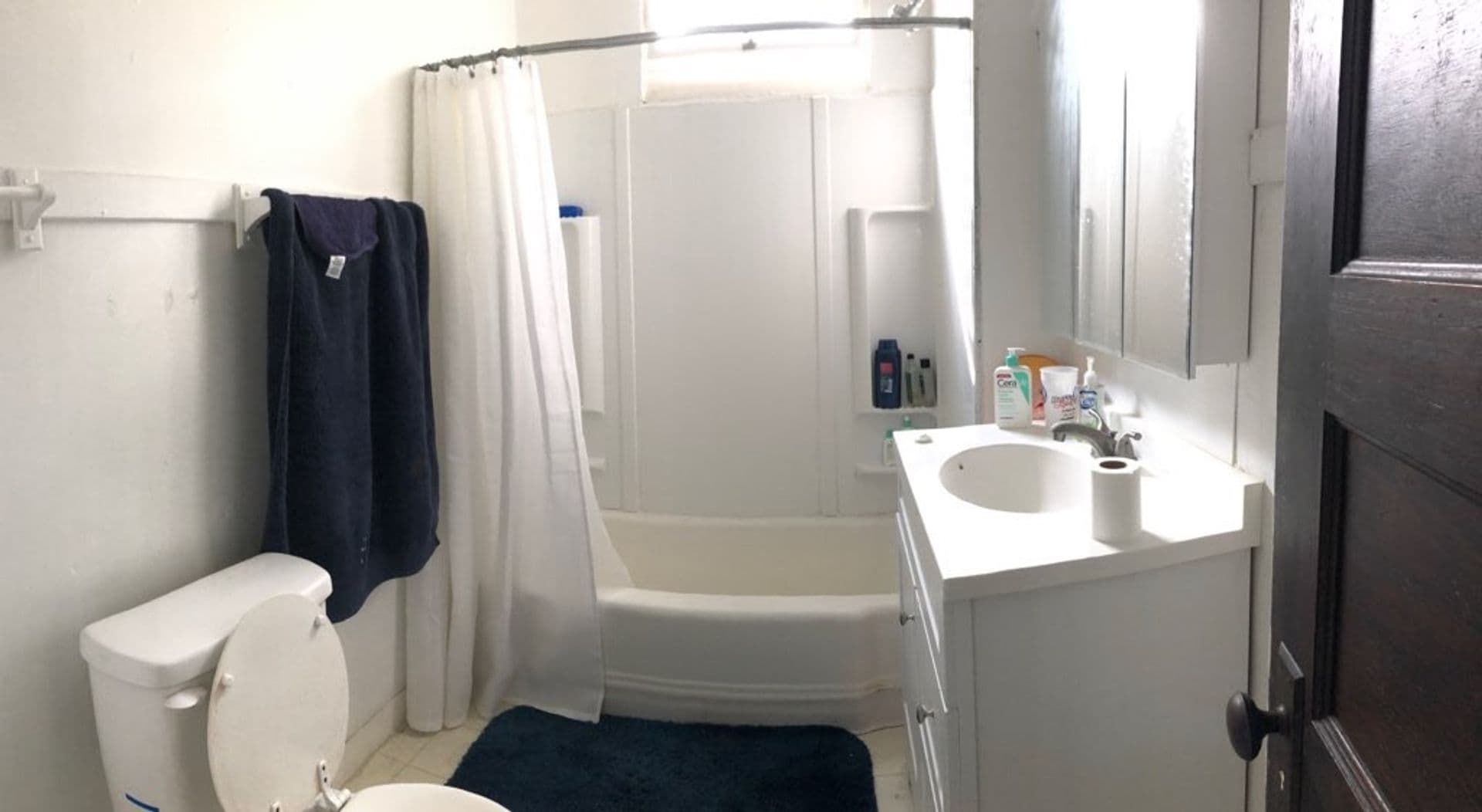 Bloomington House: 520 South Park Avenue