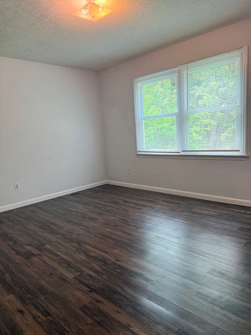 Bloomington House: 3505 West Festive Drive